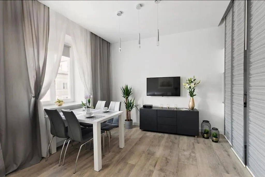 Nowy Swiat 60 - 170 M Do Metra - Prywatne Mieszkanie W Centrum Warszawy - Better Rental-1