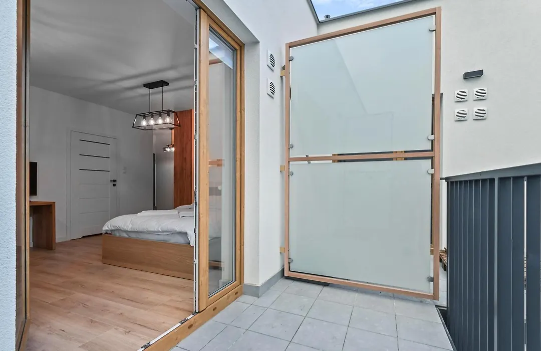 Stylish Studio. Free Parking.-1