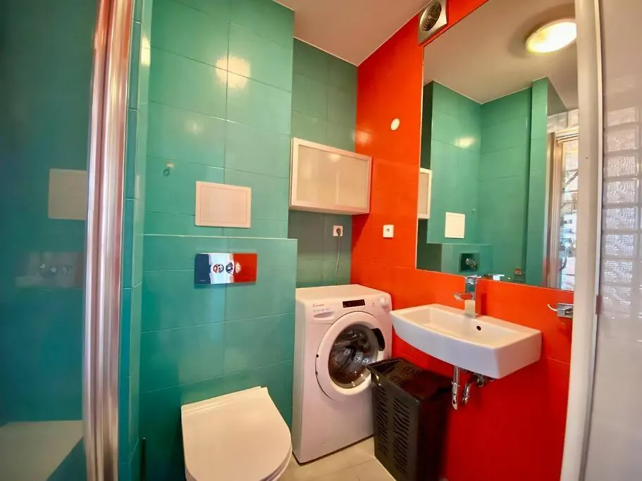 Studio Muranów by Esteum Host-1