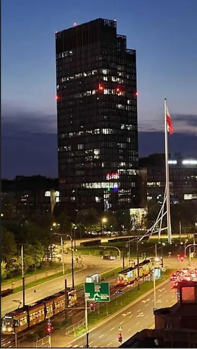 Duży Apartament na doby w centrum Warszawy-1