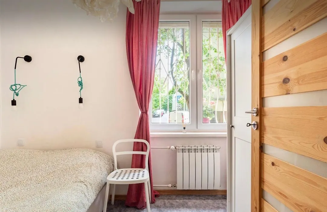 Cozy Apartment Praga-1