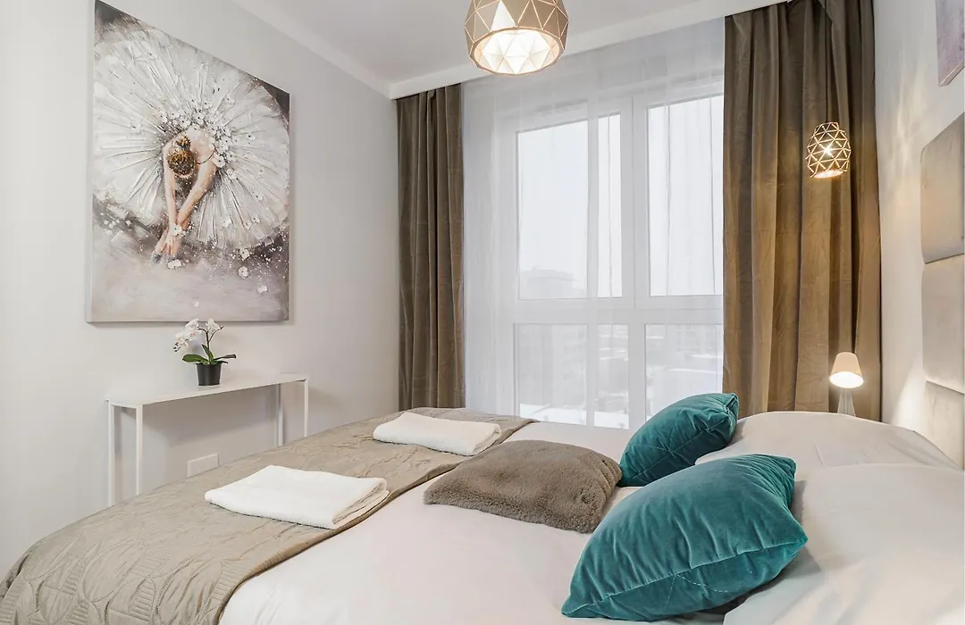 1Bed Apartment With Gym - P&O-1