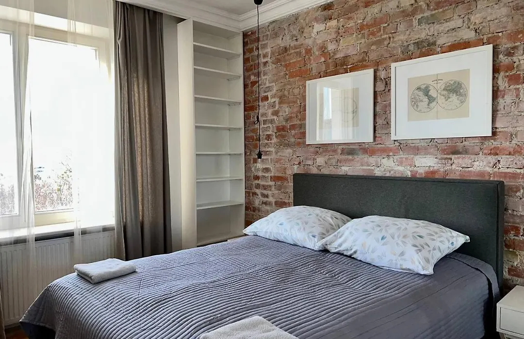 Modern Flat In The Centre - By Hik Apartments-1