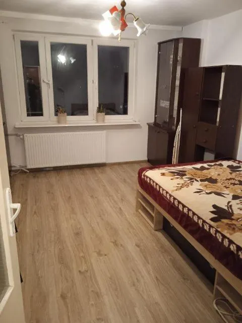 apartament mieszkanie kawalerka Warszawa centrum Twarda-1