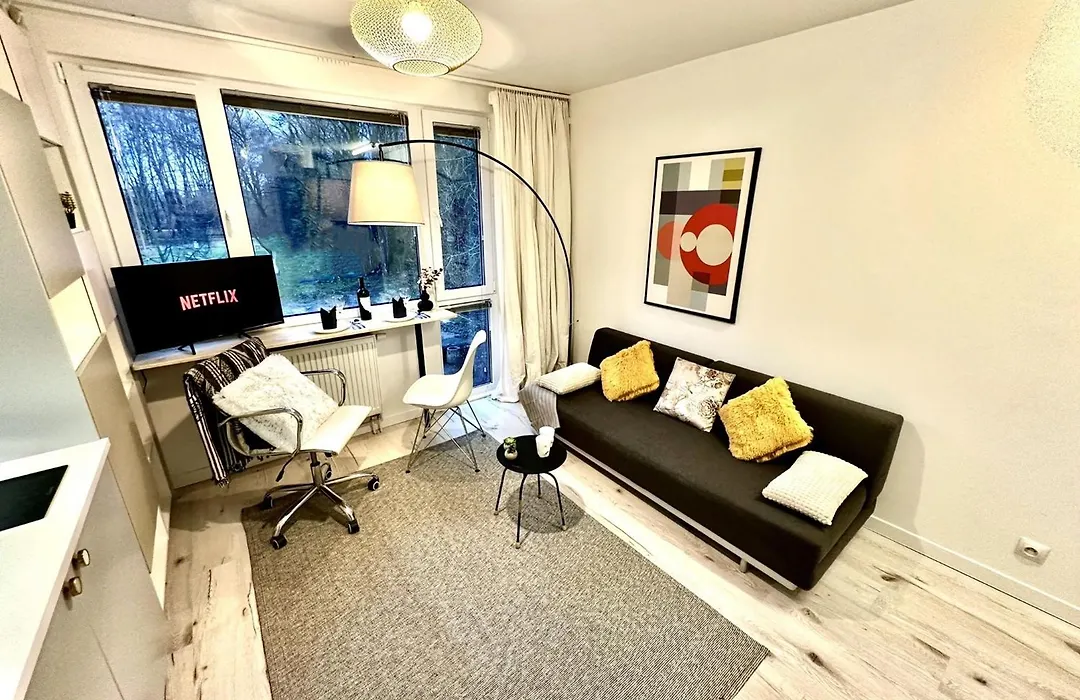 Cozy Studio At Park Near City-Center +Netflix +Wifi-1