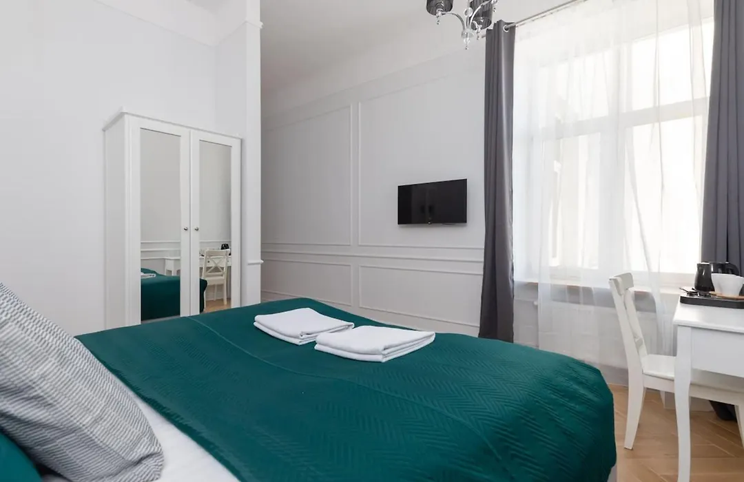 Lwowska 9 - Intimate & Comfortable Studio By Noclegi Renters-1