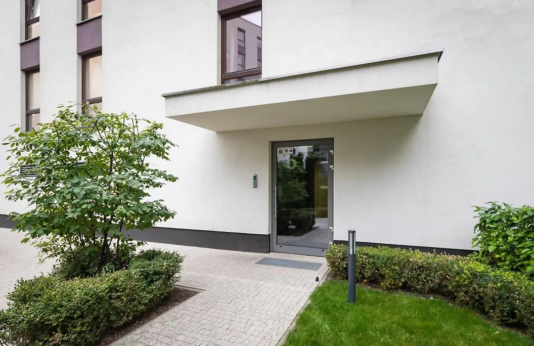 Burakowska 16 - Modern Apartment With Balcony Noclegi Renters-1
