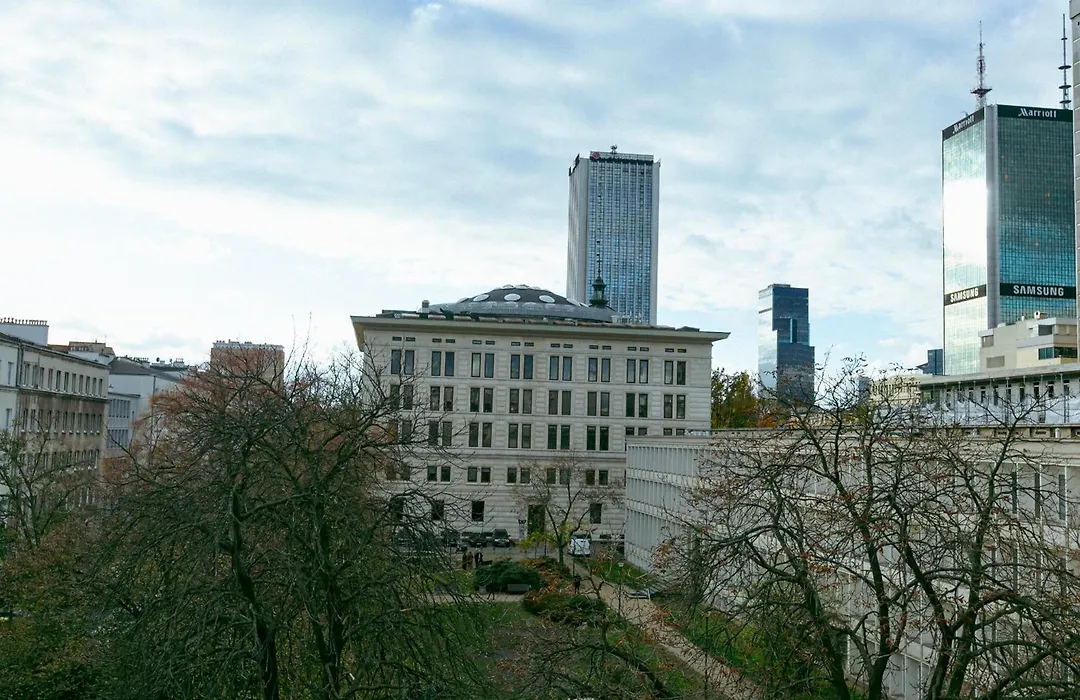 Wspólna 54a - free Parking - Apartament dla 6 osób - 450 metrów od Dworca Centralnego i Złotych Tarasów - Better Rental-1