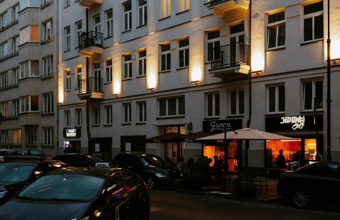 City Garage Apartment - Lwowska 9-1