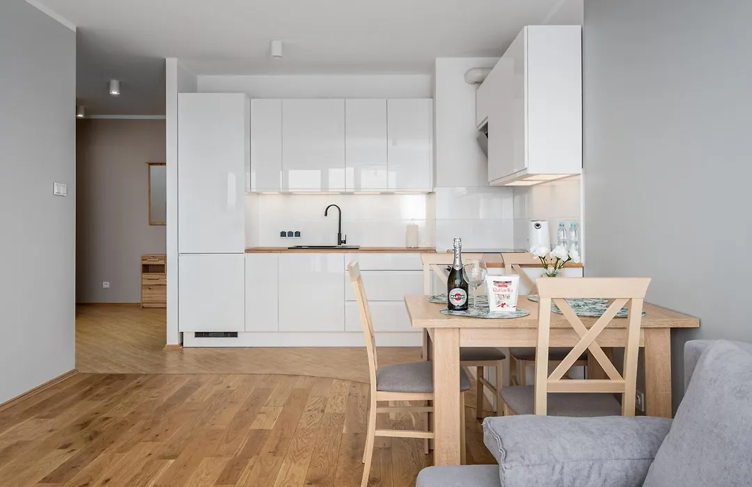 Apartments 24H-1
