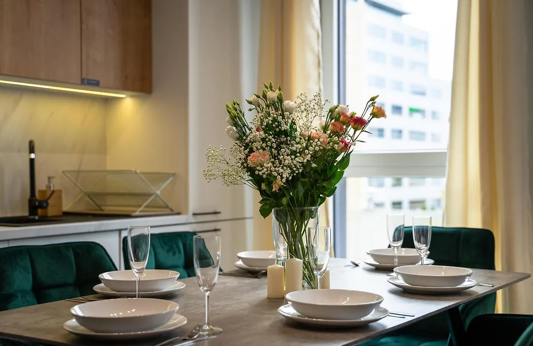 Warsaw Prestige Suites - Two-Level Loft, 72M2, 1000Mbs Internet, Parking, Gym - By Rentujemy-1