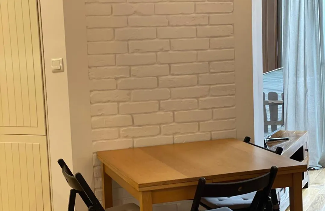 Family apartment on Saska Kępa-1