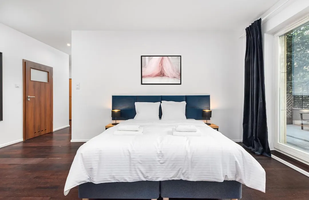 Apartamenty Piekna 28A By Your Freedom-1