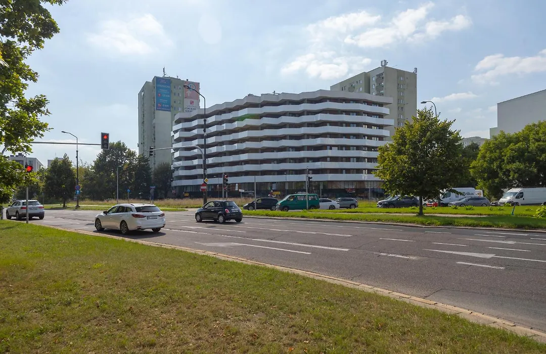 Warsaw-Aparts Wita Stwosza-1