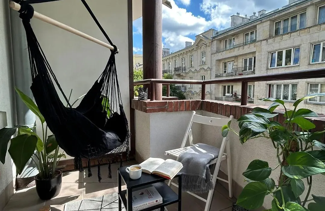 Oomph Warsaw Center Well Designed Apartment With Balcony-1