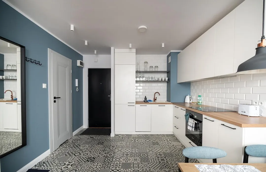Bielany Comfort Apartment By Bookinghost-1