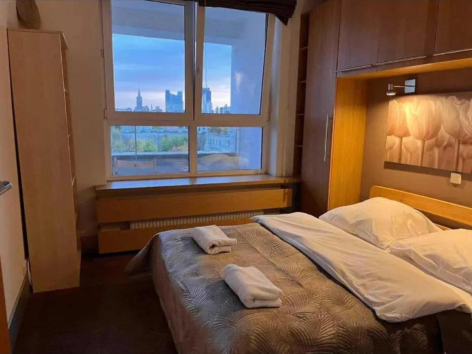 Duży Apartament przy Starym Mieście-1