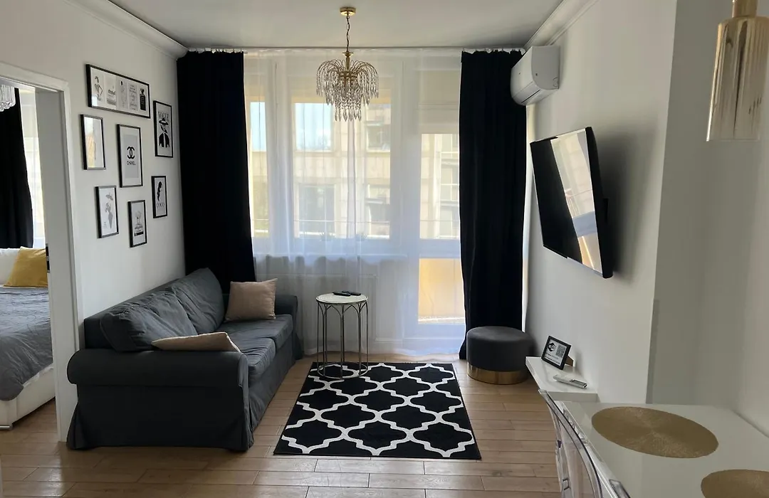 Grand Theatre Prime Apartment By Bookinghost-1