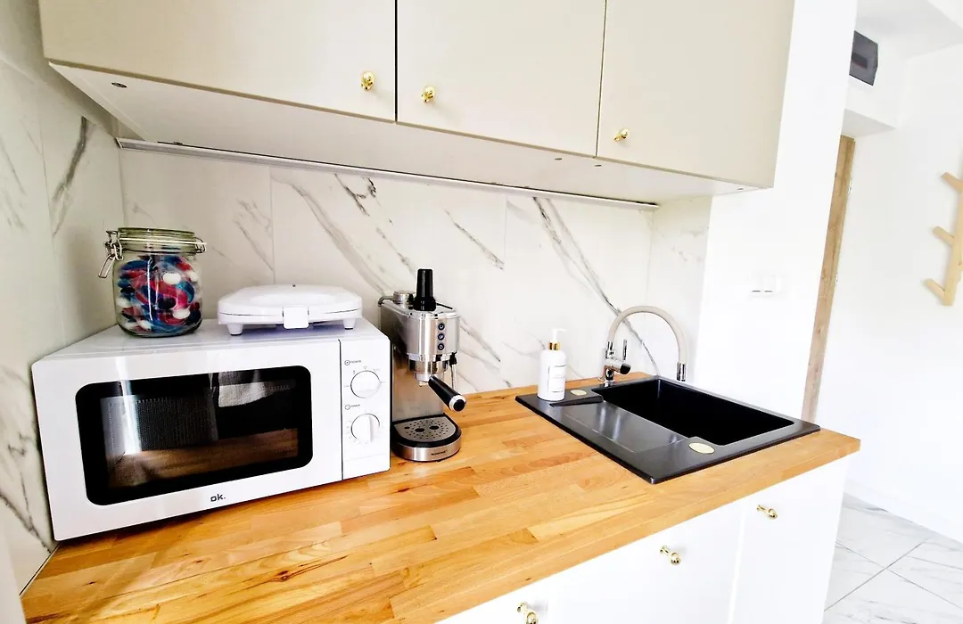 J&W Apartments Grójecka Glam Flat-1