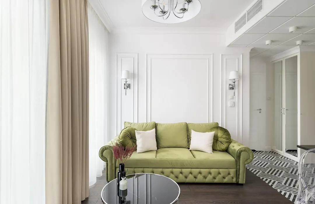 Bright Crystal Premium Apartment By Bookinghost-1