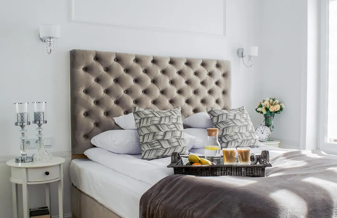 Warsaw Seasons By Alluxe Boutique Apartments-1