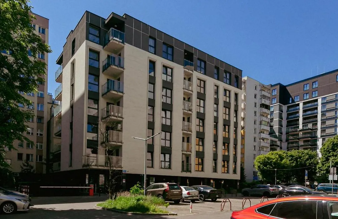 Chlodna 22A - Duzy Taras - Large Terrace - Bezplatny Parking - Free Parking - Better Rental-1
