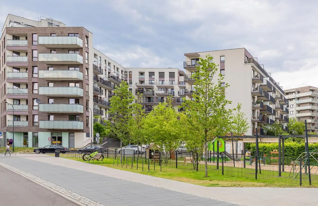 Burakowska 16 Apartament Z Balkonem I Parkingiem Warszawska Wola By Noclegi Renters-1