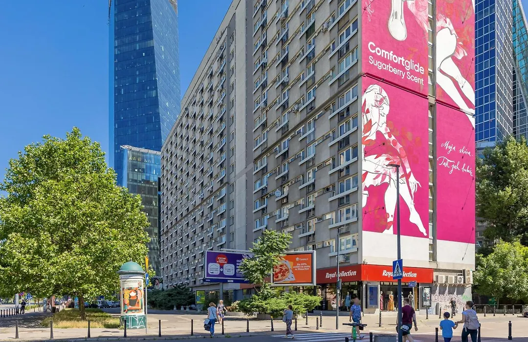 Comfort & Style City Center Apartments By Noclegi Renters-1
