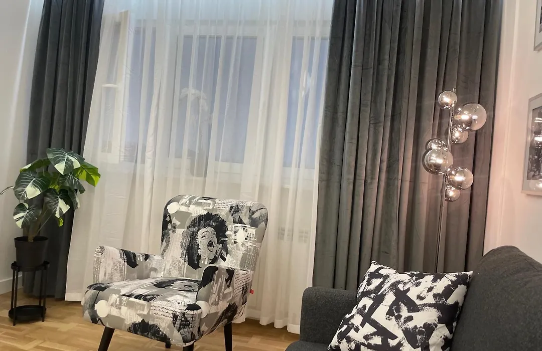 Happy Apartaments-1