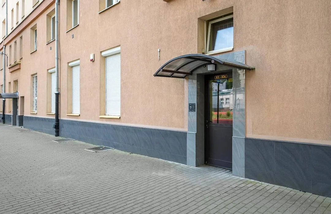 Ogrodowa Pleasant Apartment By Bookinghost-1