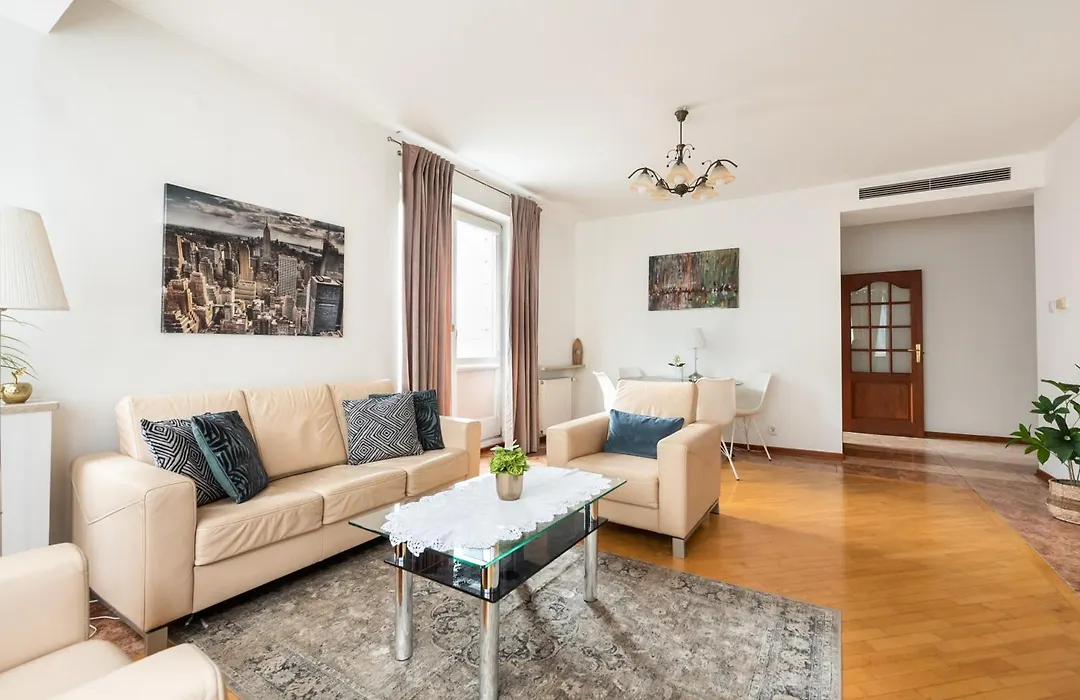 Wola Norblin Spacious Apartment By Bookinghost-1