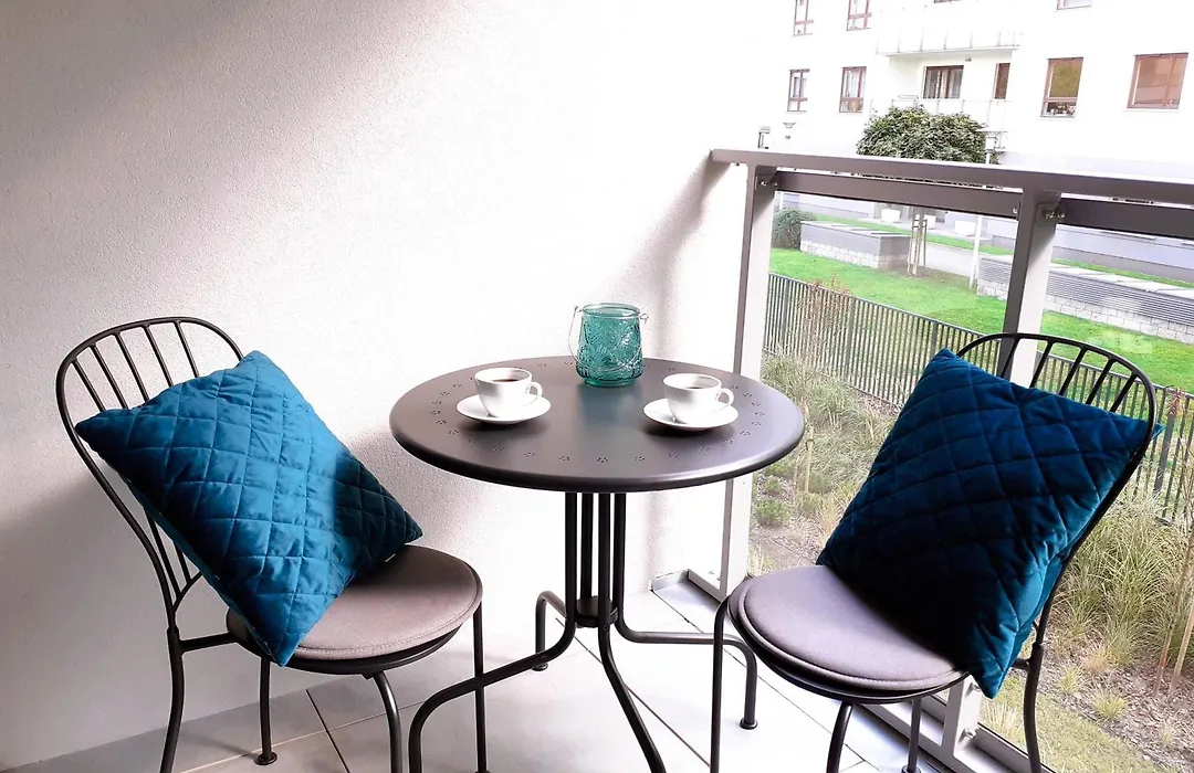 Vista Residence Premium Ii- Free Underground Parking - City Center - Self Check-In-1