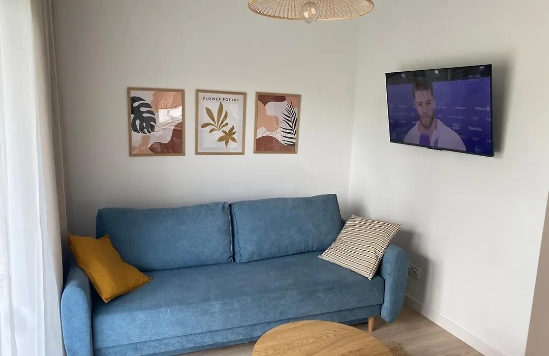 Metro Szwedzka Apartament Apple-1
