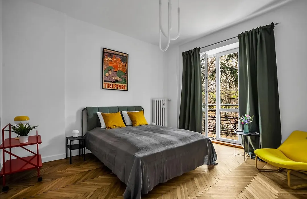 Warsaw Suite Near River - 58M2, Metro, Balcony-1