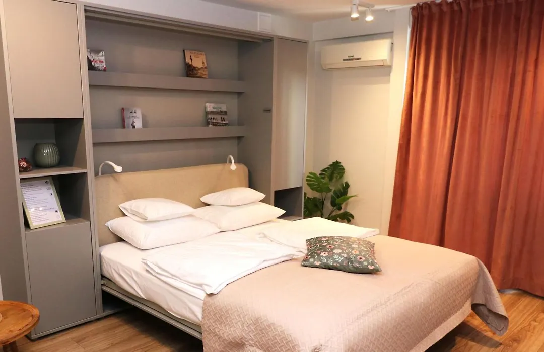 Falcon Apartment Center 2 Metro Zlote Tarasy-1