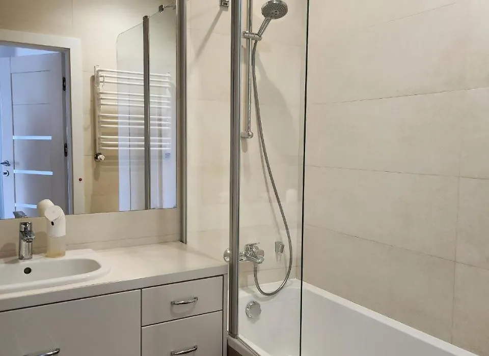 Chopin Airport Apartments-1