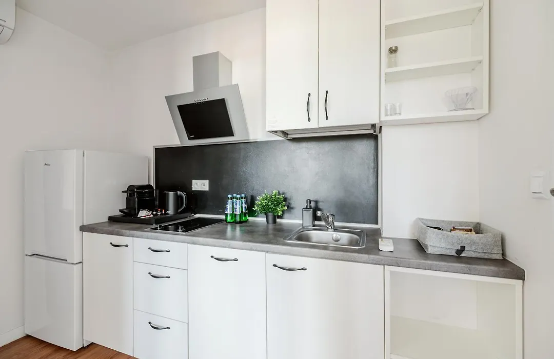 Apartments Centre By Arrenda-1