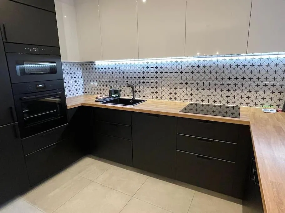 Apartment Wola Tower-1