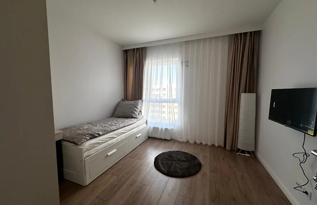 Kaskady Airport Modern Apartments - Close To The Airport - 10 Min, And City Center - 15 Min-1