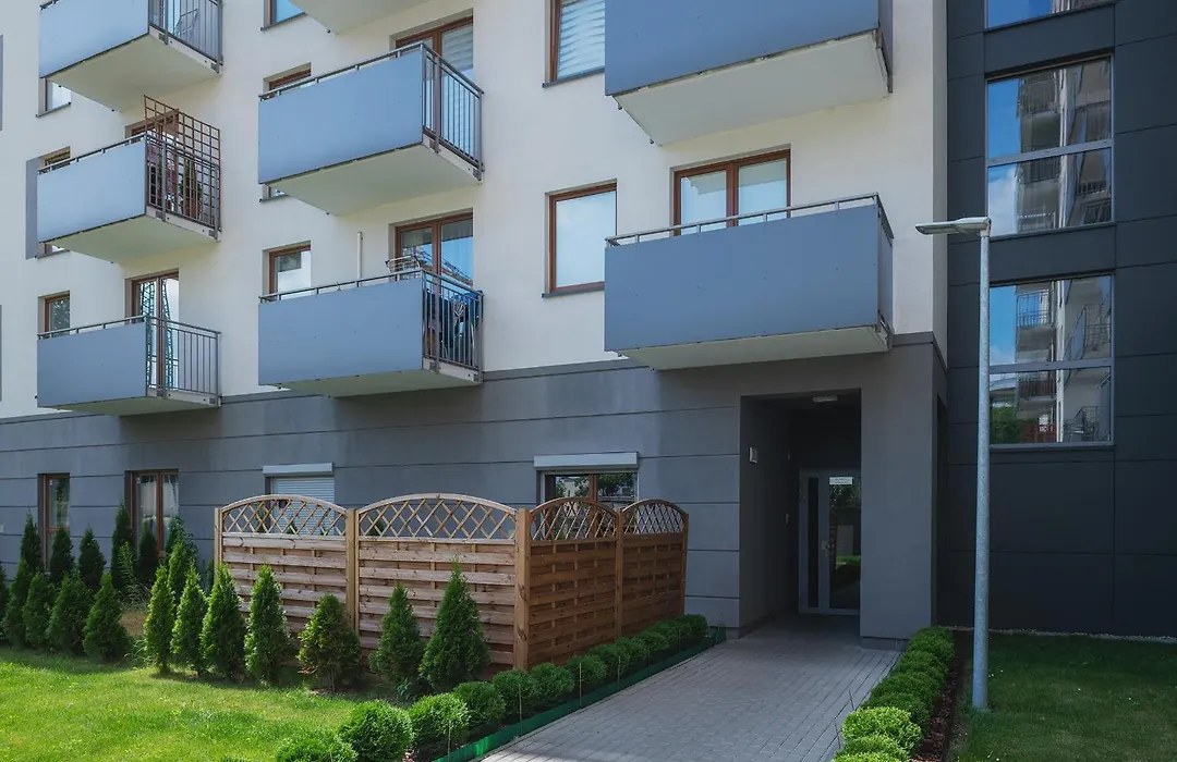 P&O Apartments Wola Tarasy-1