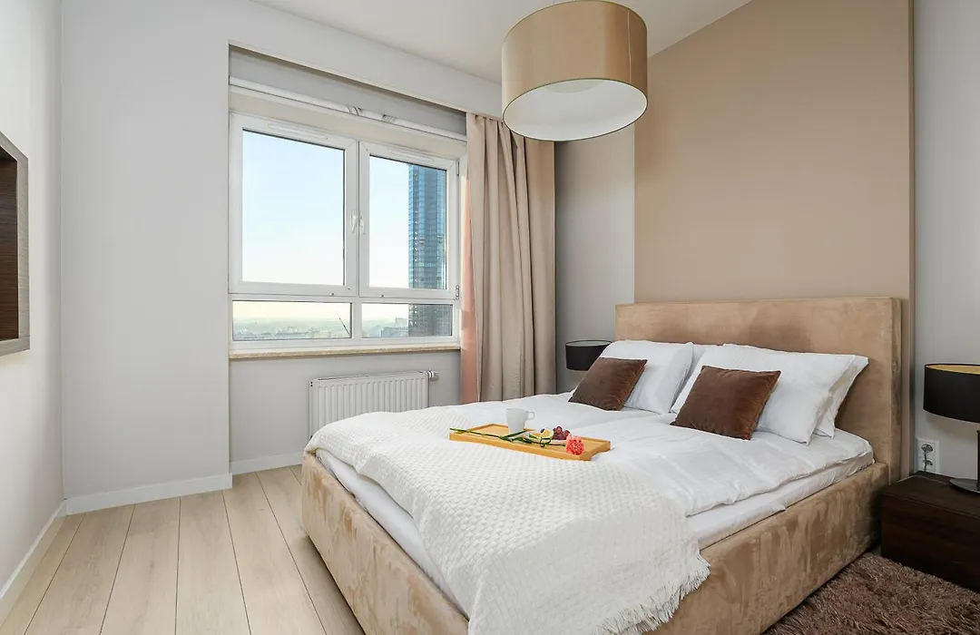 Shortstaypoland Platinum Towers Skyline-1