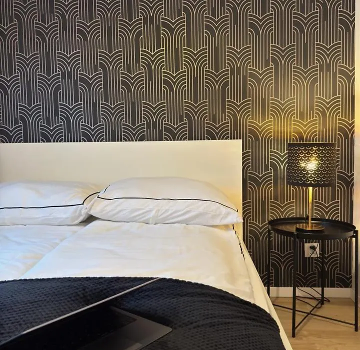 Nowolipie 16, City Center Apartment-1