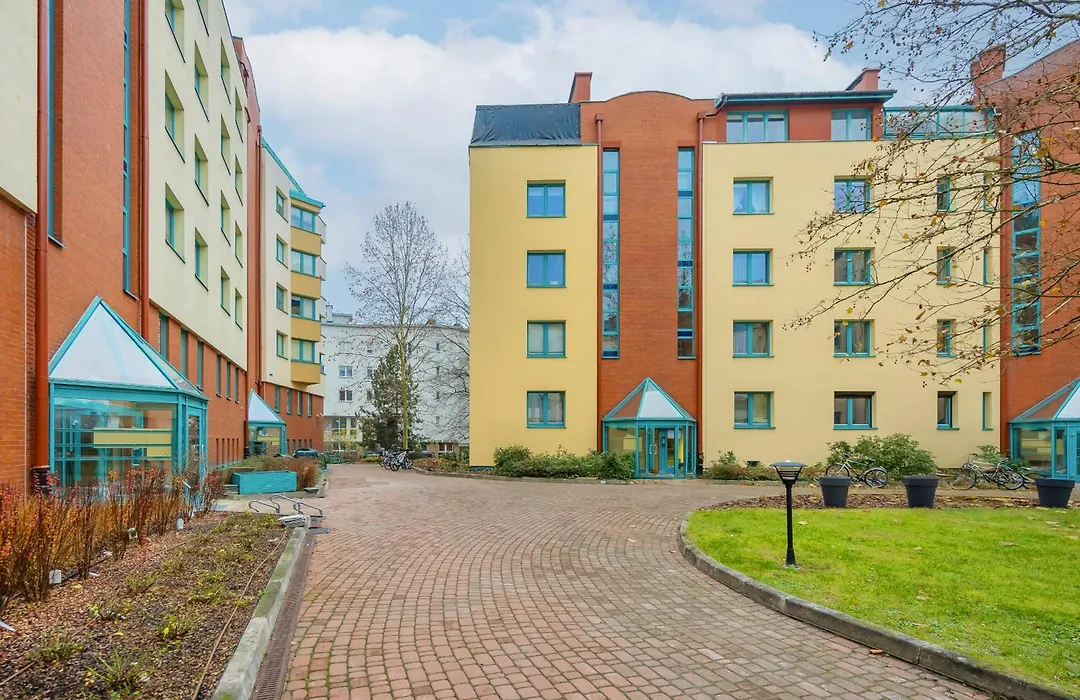 Comfortable Apartment With Two Bedrooms & Parking By Noclegi Renters-1