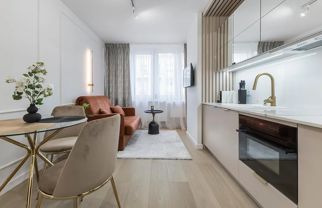 Apartament JEROZOLIMSKIE 89 Centrum Warszawy w pełni wyposażone-1