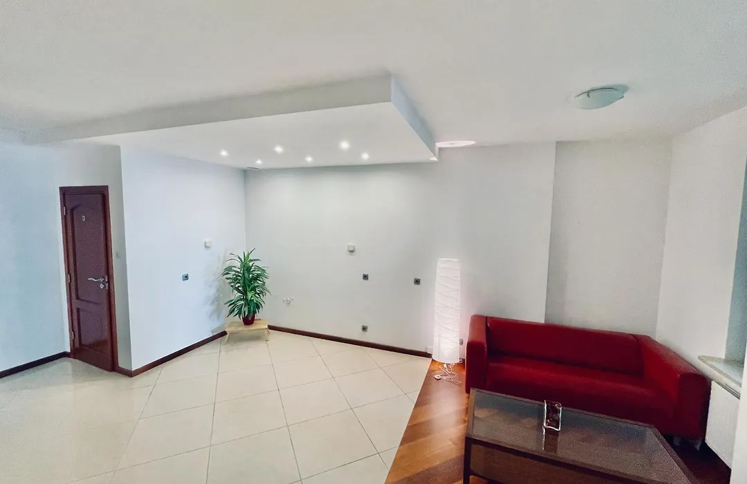 Beautiful Studio in Mokotów near Królikarnia Park-1