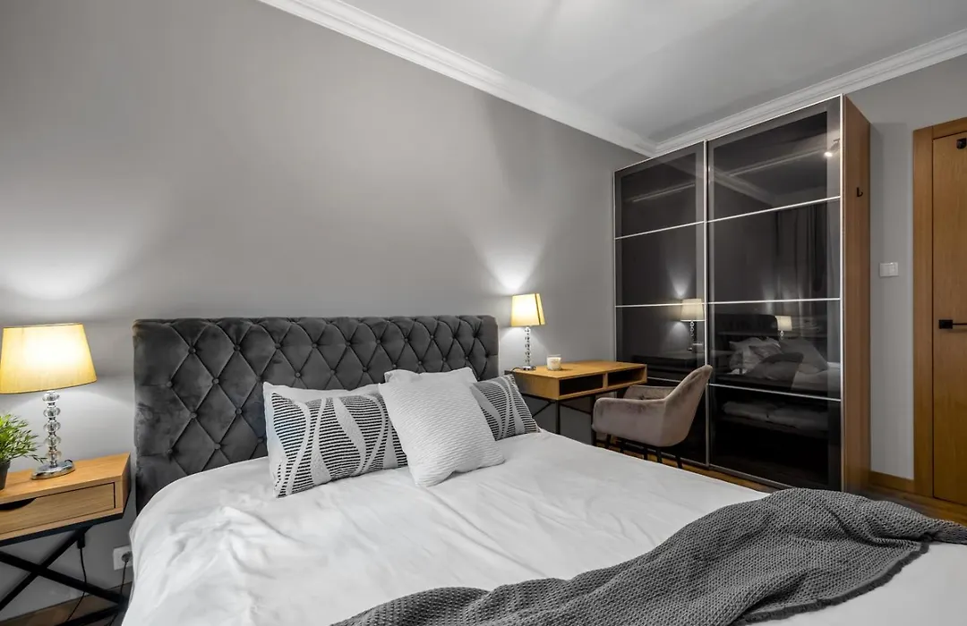 Vipwarsawapartments Pl Gold Mennica Residence-1