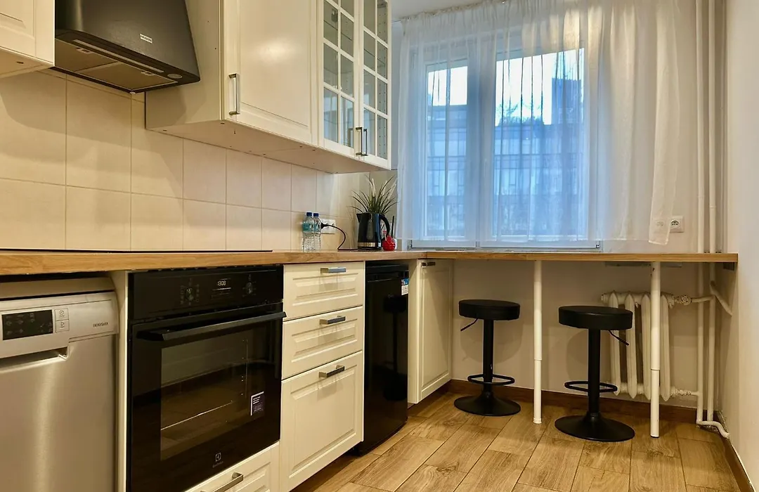 Chmielna 106 - Free parking - duży balkon-1