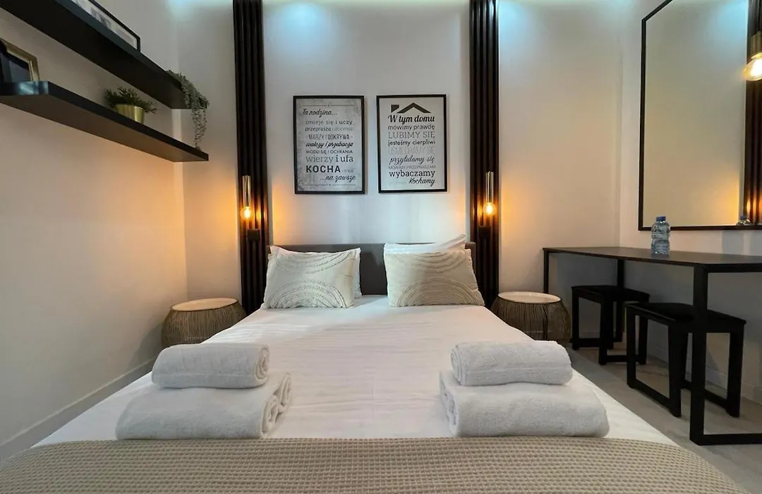Pawia Charming Studio-1