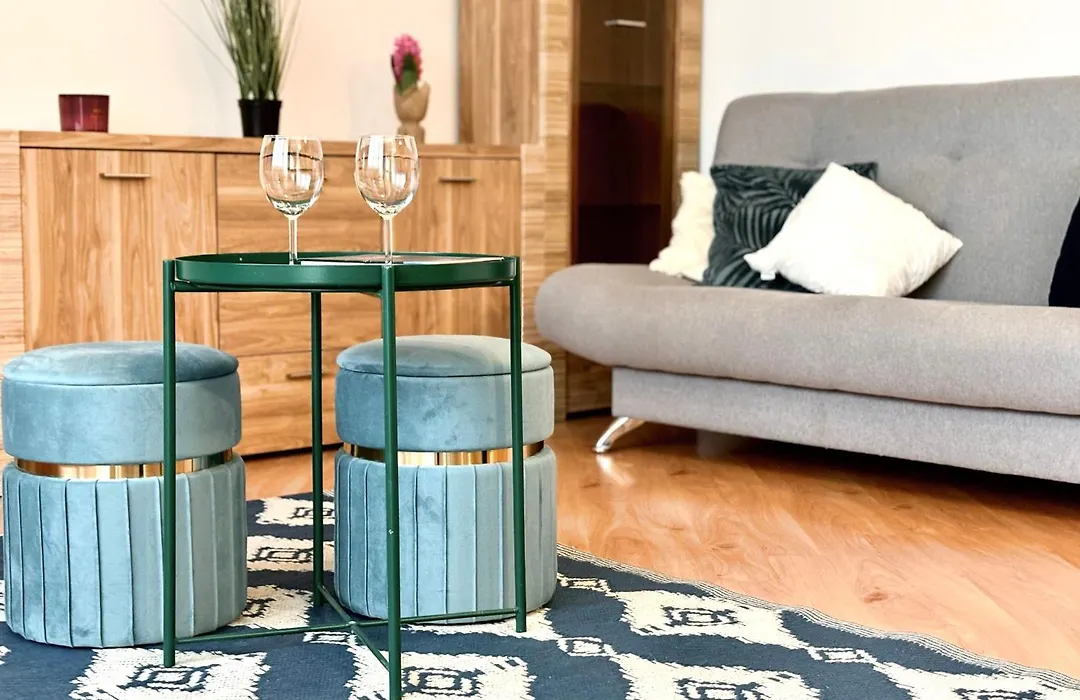 Real Life Apartament-1
