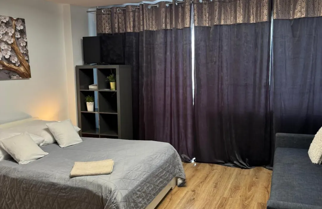Coser Apartamenty Metro Onz-1